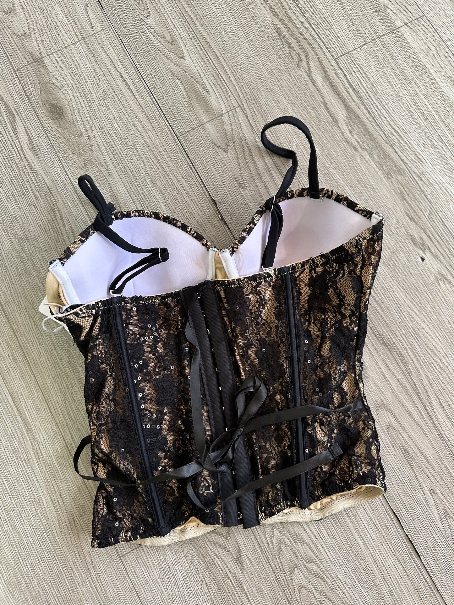 CORSETTO IN PIZZO