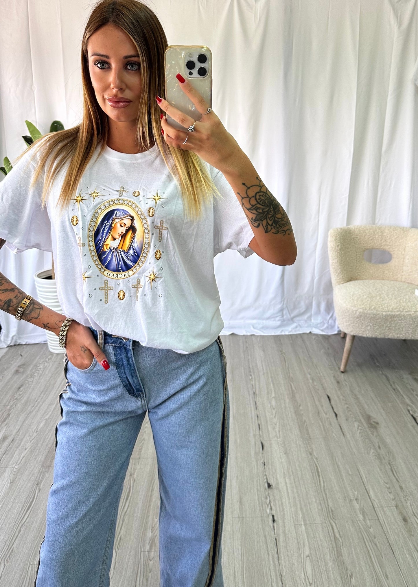 T-SHIRT CON STAMPA