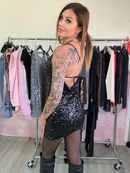 Vestito con schiena scoperta - JE_MI