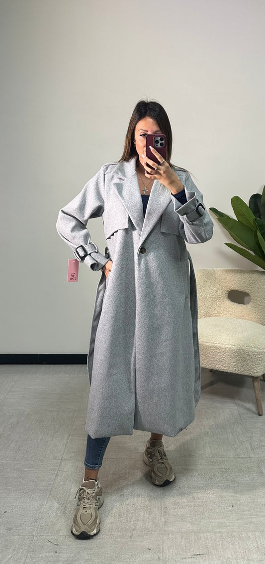 Cappotto lungo grigio con cintura