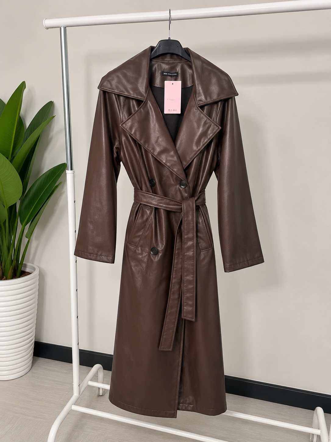 Trench in ecopelle con cintura