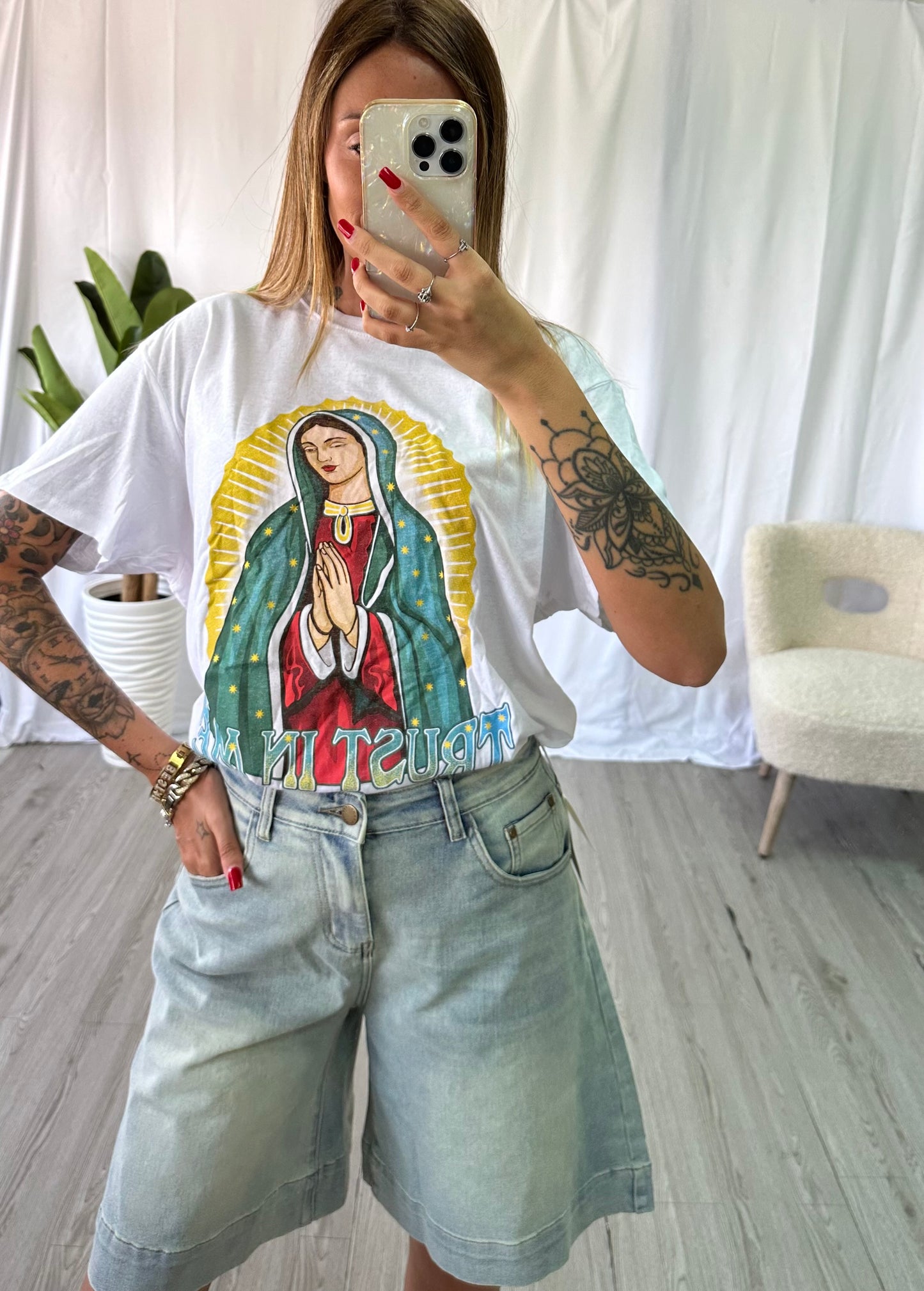 T-SHIRT TRUST ME