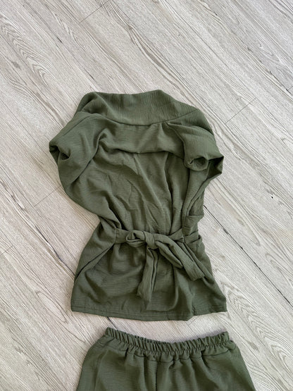 COORDINATO CON GIACCA ASSIMETRICA